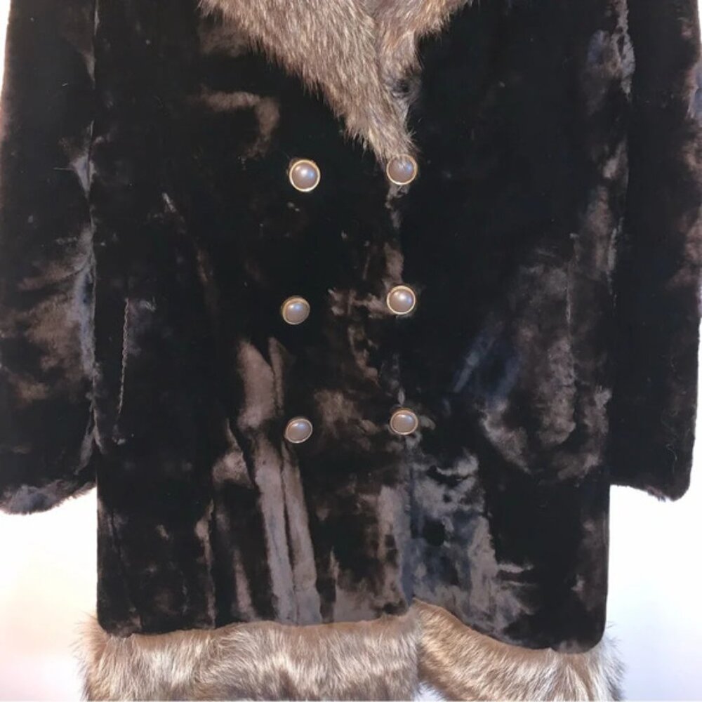 Vintage Daytons Calgary Fur Coat Mid Length - Picture 12 of 12
